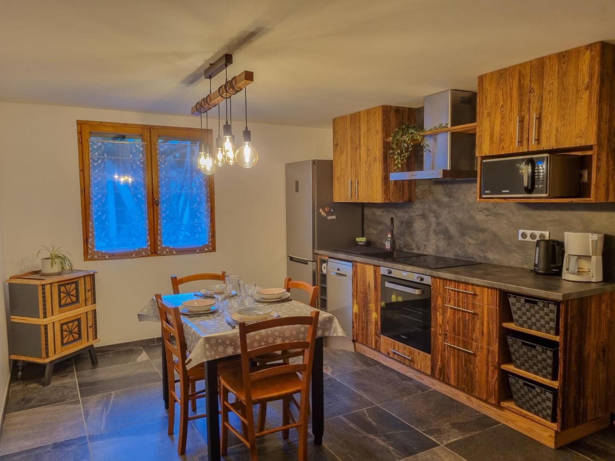 Les Sallanches Apartment Lanslevillard Bagian luar foto